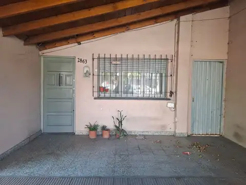 Casa en Venta con 1 cochera