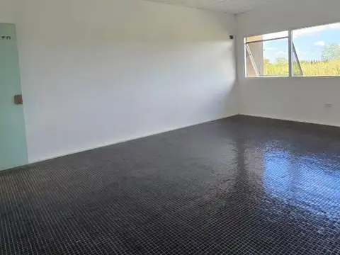 Oficina en Alquiler en Benavidez, $ 720.000