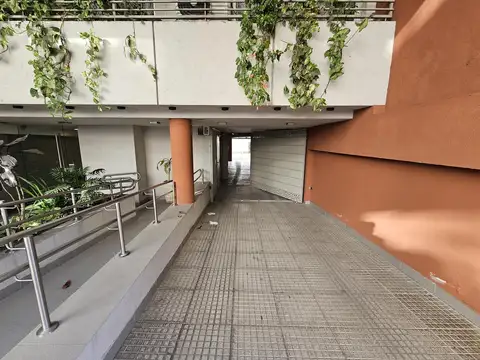 Cocheras descubiertas - Venta - Saavedra