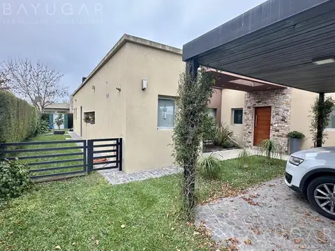 Alquiler - Casa en Country Barrancas de Iraola