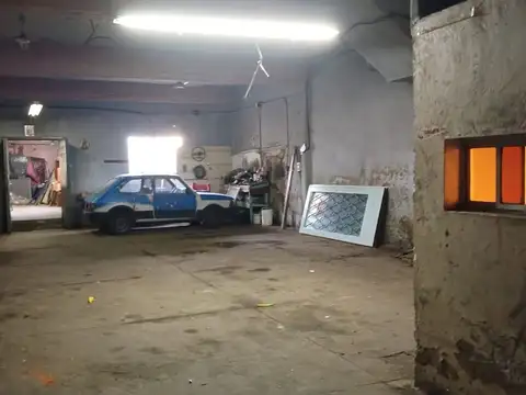 VENTA DEPOSITO Y DTO. A REFACCIONAR 400M2 LANUS