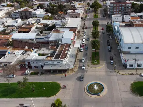 Av. Mitre 1000