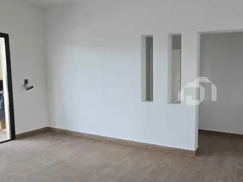 Casa en Venta en Pilar del Este - Santa Lucia, USD 178.000