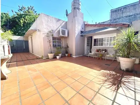 Av Pte D F Sarmiento 1500