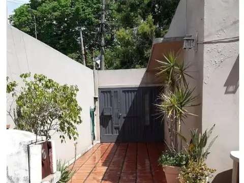 Av Pte D F Sarmiento 1500