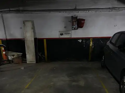 29 cocheras fijas amplias y cubiertas en block - Ideal inversión para renta mensual