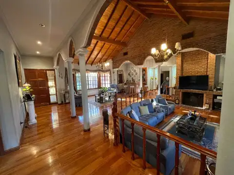 Casa en Venta de 5 dormitorios