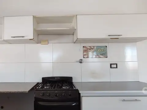 Departamento en Alquiler en Crucesita, $ 990.000