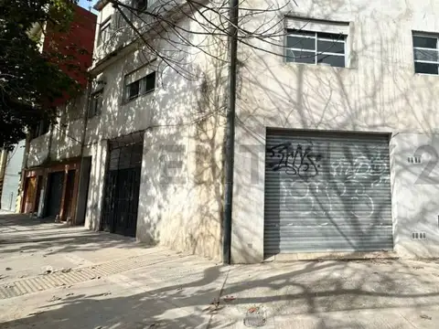 Local esquina en La Paternal