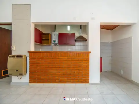 CASA EN VENTA 3 DORMITORIOS RECICLADA A NUEVA