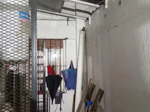 Depto Tipo Casa 3 ambientes con 2 baños