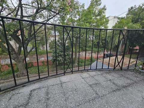 Depto Tipo Casa en Venta 50 años
