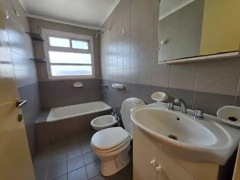 Departamento 3 ambientes con 1 baño