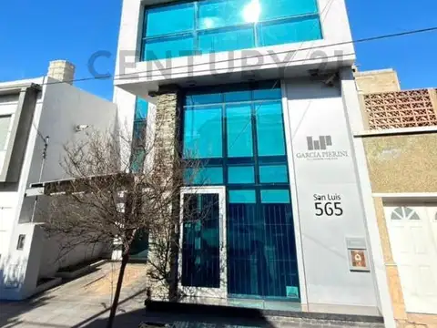 San Luis 500, Piso 0