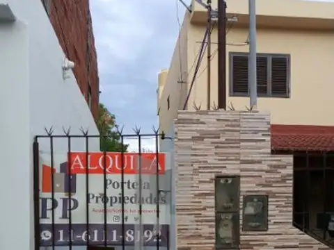 PH DE 3 AMBIENTES AL FONDO, ITUZAINGÓ