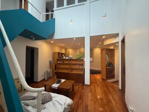 Depto Tipo Casa en Venta de 4 dormitorios