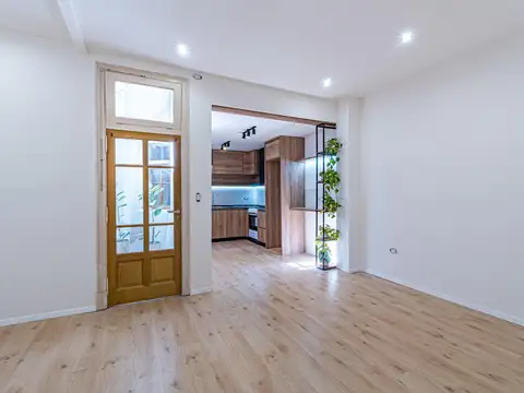 Depto Tipo Casa en Venta de 5 ambientes
