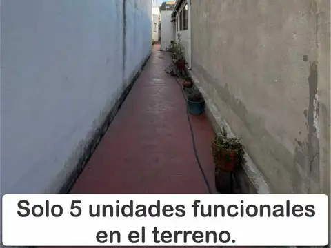 Depto Tipo Casa 2 ambientes con 1 baño