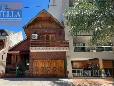 Casa 5 Amb. C/ cochera 275 m² Edificados - Villa Luro