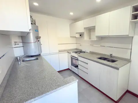 Departamento 4 ambientes con 2 baños