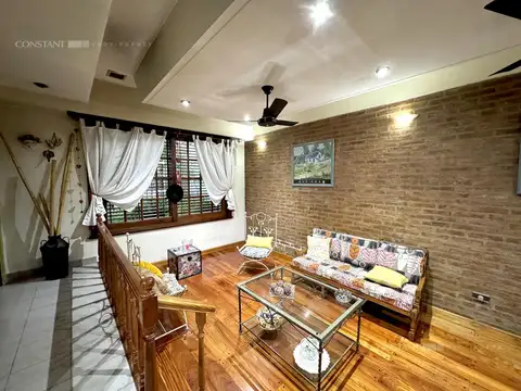 Casa 6 ambientes con 3 baños