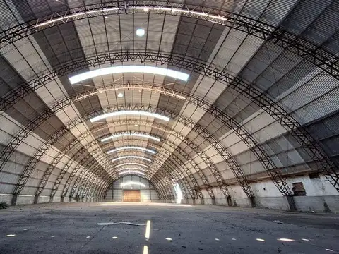 Galpon en Alquiler en Quequen, USD 5.000