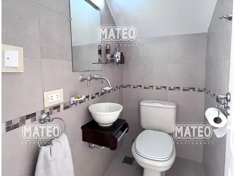 Casa 4 ambientes con 3 baños