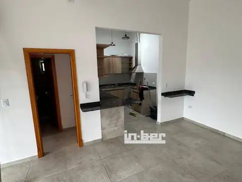 Depto Tipo Casa en Alquiler de 1 dormitorio