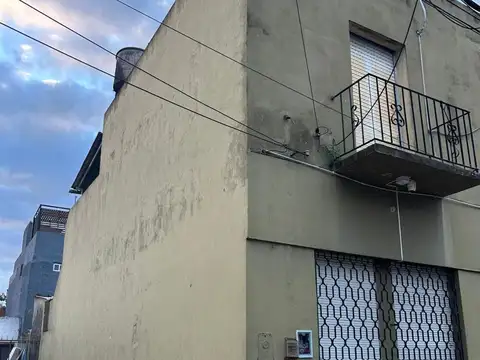 Depto Tipo Casa en Venta de 7 ambientes