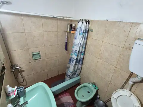 Depto Tipo Casa en Venta 50 años