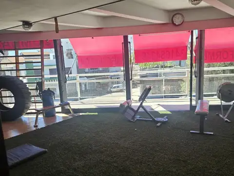 Local en Venta 60 años