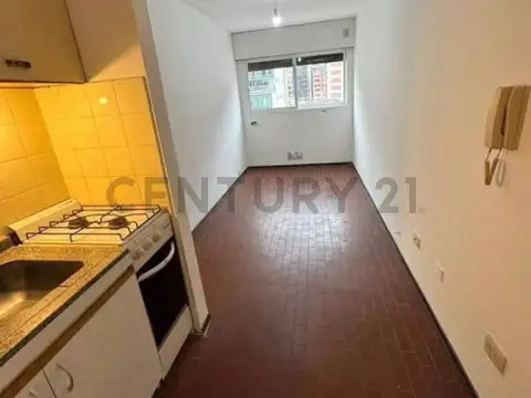 Estrada al 100 , Piso 2