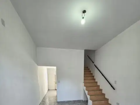 Pico 127 , Piso 1