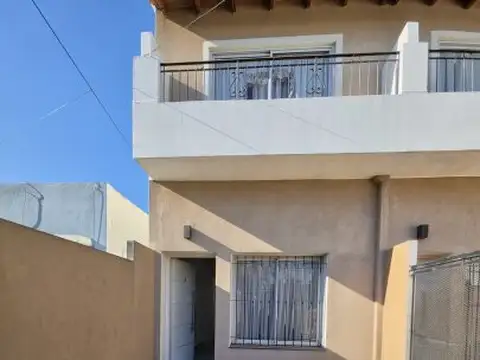 ¡NUEVO VALOR! OPORTUNIDAD – DÚPLEX A ESTRENAR AL FRENTE EN CIUDAD MADERO
