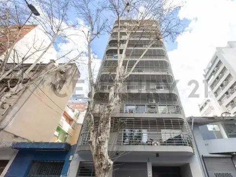 Rivera Indarte 100, Piso 0