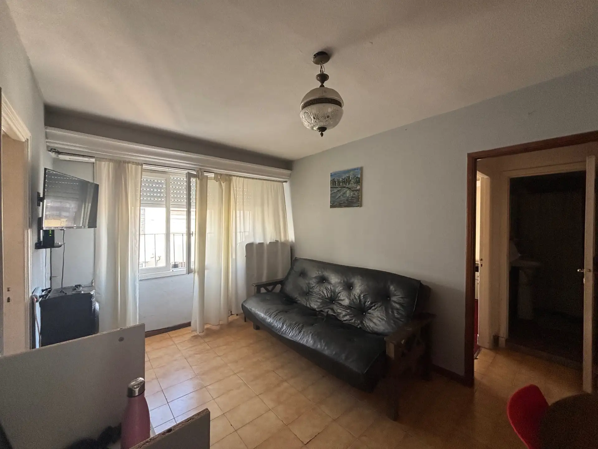 Venta Departamento 2 ambientes con Renta.. Zona Plaza Colón