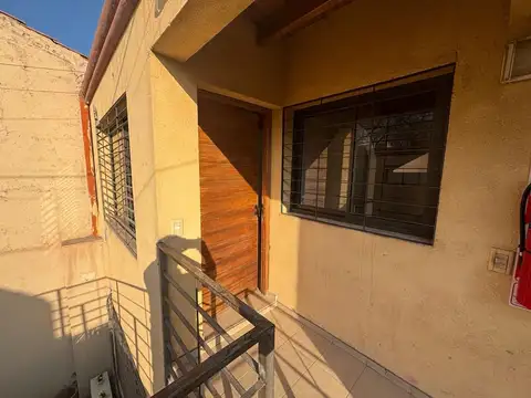 Venta departamento 1 dorm + cochera 4ta Secc Oeste