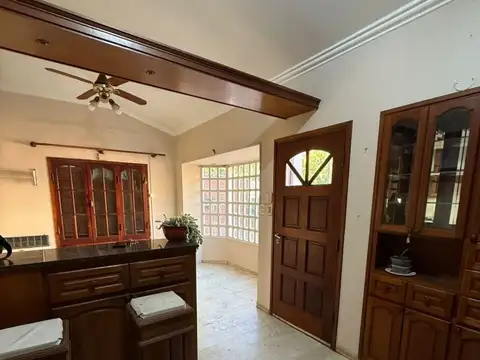 Casa en Alquiler en Villa Constitución, $ 1.100.000