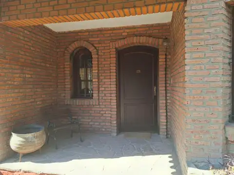 Casa en Alquiler en Zona Centro, $ 1.400.000