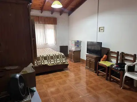 Echeverria, Barrio Las Acacias 829
