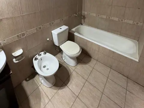 Departamento en Alquiler con 1 cocheras