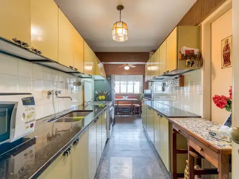 Departamento 4 ambientes con 2 baños