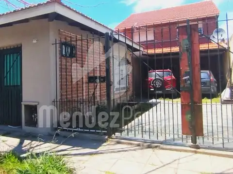 Casa en venta con Jardín y Depto Anexo, gran oprotunidad 