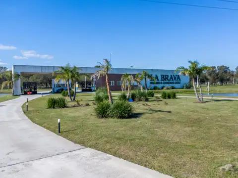 Lotes financiados en venta - Barrio "La Brava"