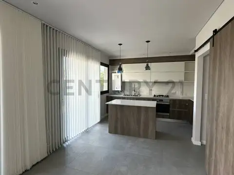 Departamento 4 ambientes con 2 baños