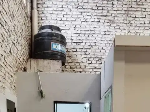 Galpon en Alquiler 28  mts Fondo