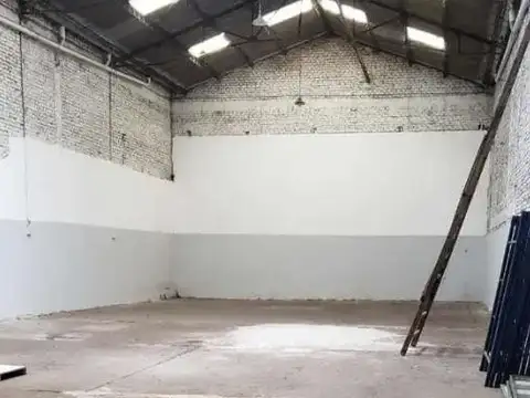 Galpon en Alquiler A Estrenar