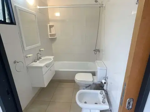Departamento en Alquiler en Villa Pueyrredon, $ 400.000