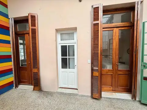 Depto Tipo Casa en Alquiler 80 años