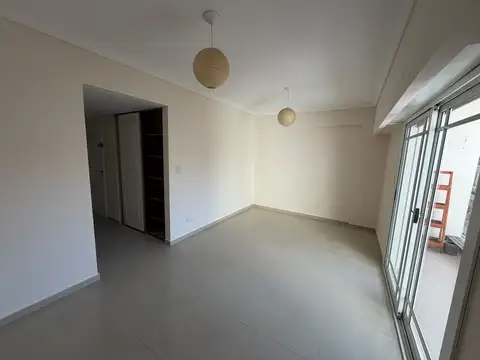 Bucarelli 2100, Piso 6